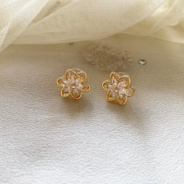 Flower border studs - Adorna