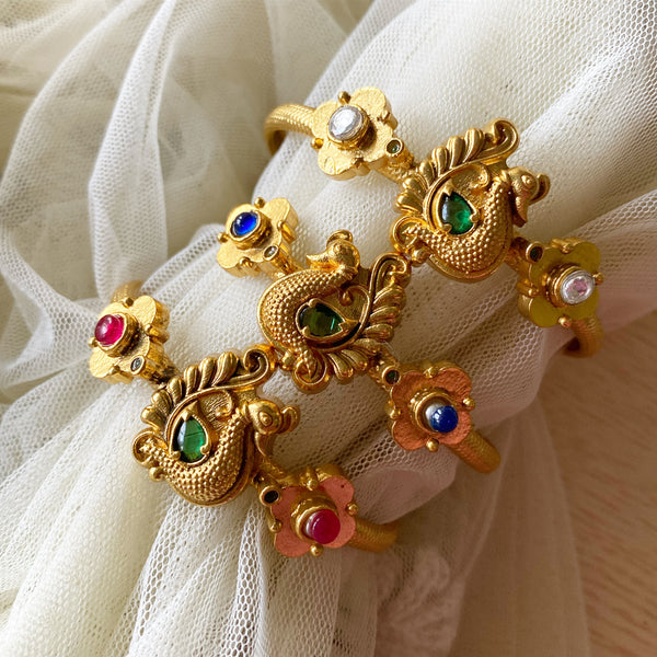 Peacock Regal kemp Bracelet - Adorna