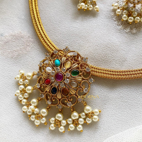 Navratna pendant mesh set - Adorna