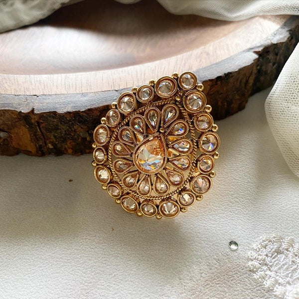 Tear drop finger ring