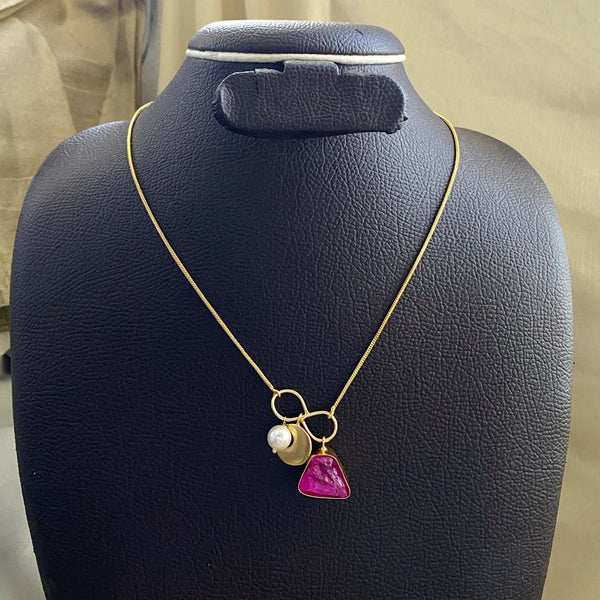 Candy Pink infinity moon necklace - Adorna