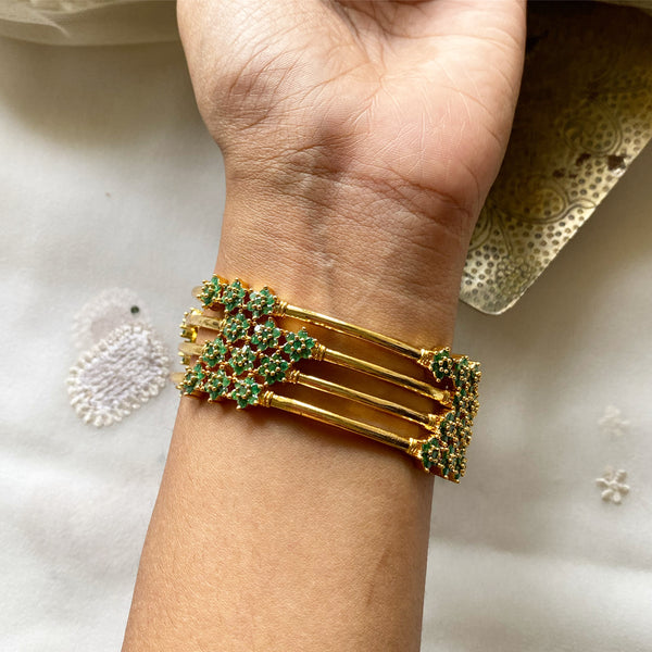 Green flower bangles - set of 4 - Adorna