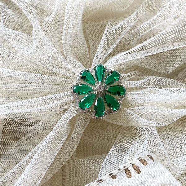Full bloom CZ finger ring - size adjustable - Adorna