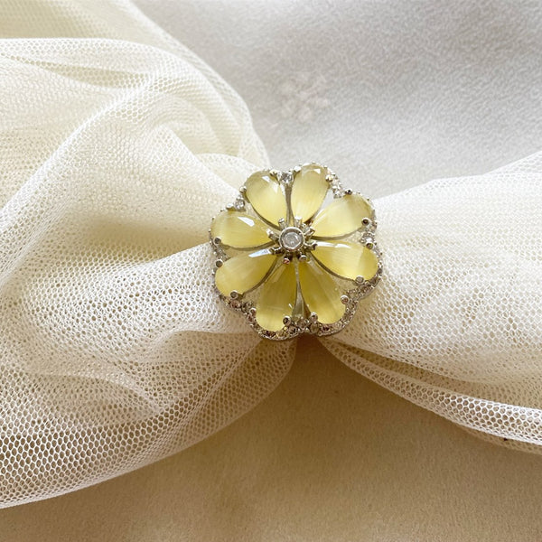 Full bloom CZ finger ring - size adjustable - Adorna