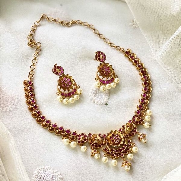 Antique matte Ruby floral bloom short set