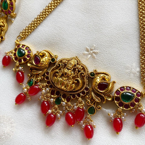 Matte Lakshmi Peacock choker set - Red drops - Ruby-Green - Adorna