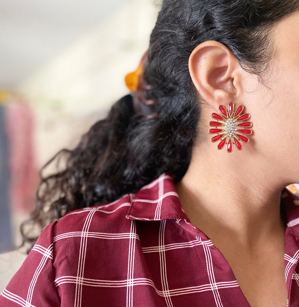 Daisy studs