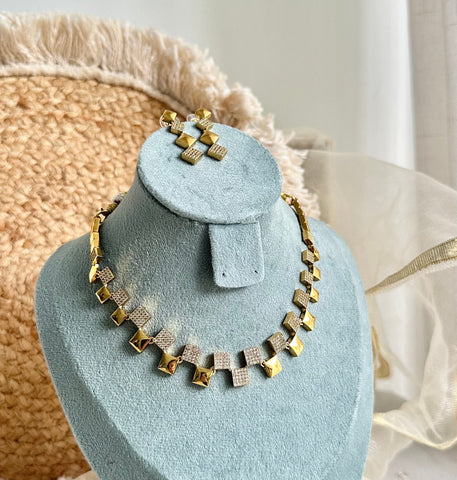 Squares march short set