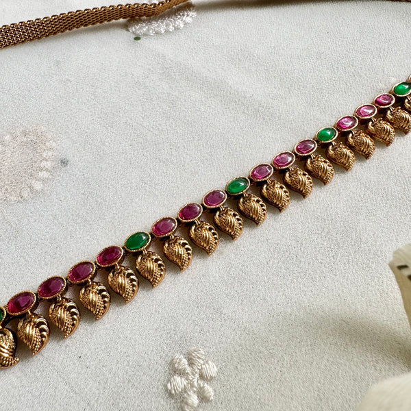 Matte Kemp leaf hipchain - Ruby - Green