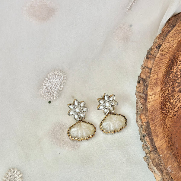 Real Rei pearl petal floral studs