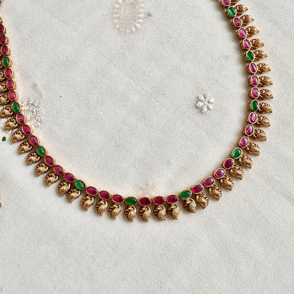 Matte Kemp leaf hipchain - Ruby - Green