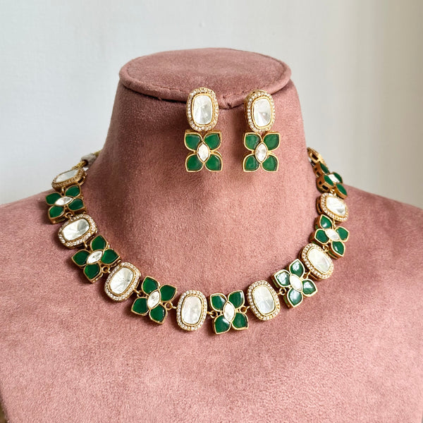 Antique Clover kundan necklace - Green