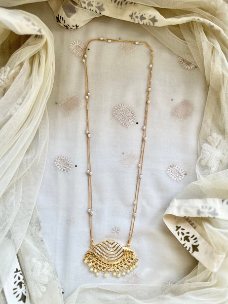 Gold AD Sangu pearl chain (no earrings)