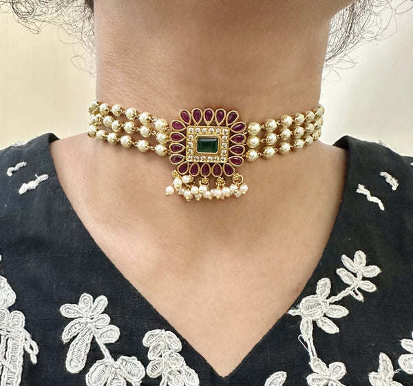 Matte Kemp Pearl choker set