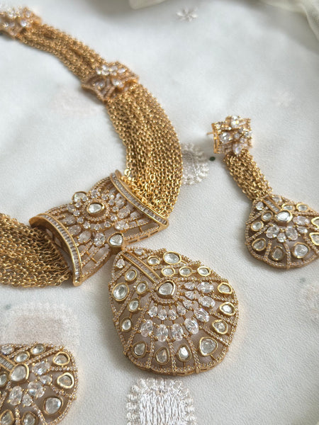 Regal polki short haaram set