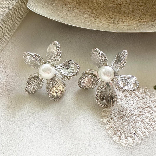 2-face petals pearl-flower ear studs