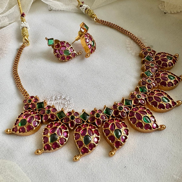 Matte Kemp Paisley short set