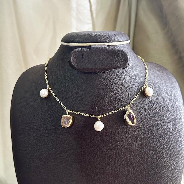 Purplish Melancholy - Raw stone & Pearl drops necklace