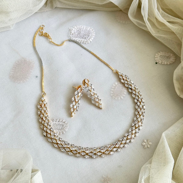 Gold AD cluster neckset