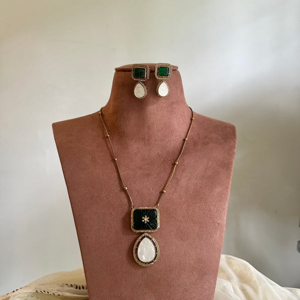Rectangle carved stone tear drop pendant set - Green