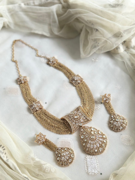 Regal polki short haaram set