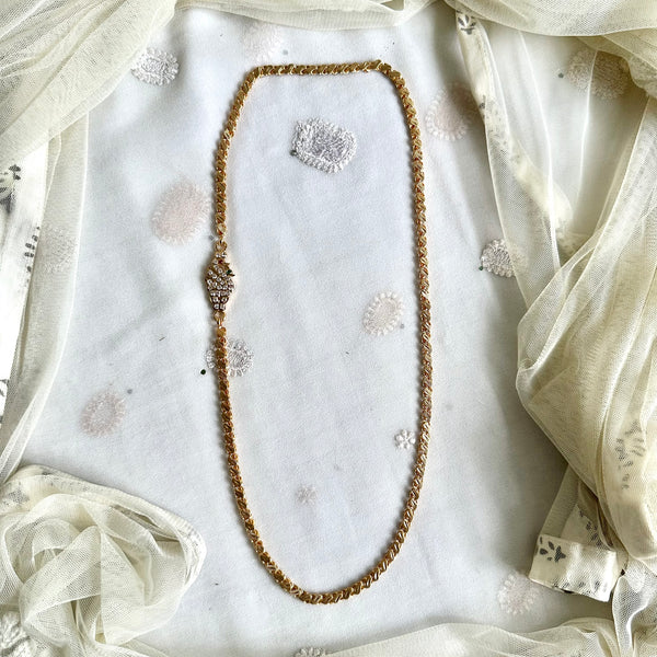 Single line Peacock Stone mogappu chain