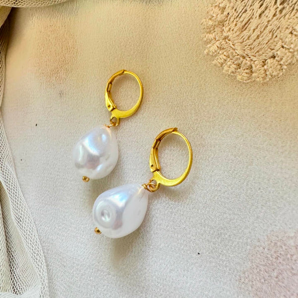 Pearla tear drop earrings