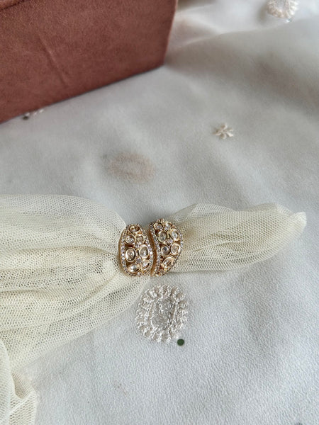 Polki hug finger ring (size adjustable)