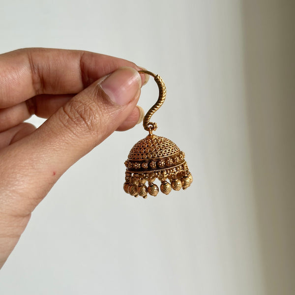 Matte twist hook jumkhas