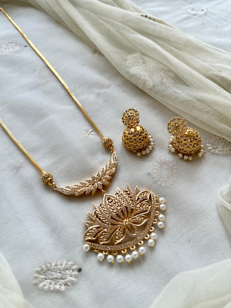 Gold AD Lotus pendant chain with jumkhas