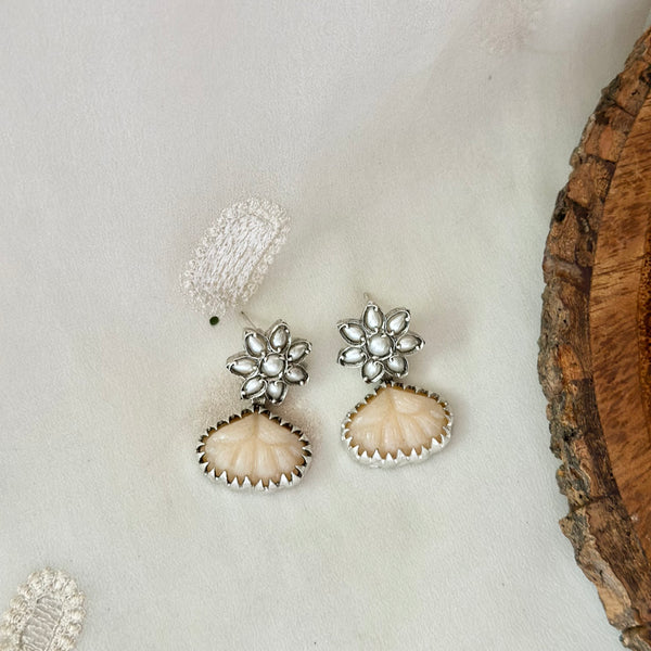Real Rei pearl petal floral studs