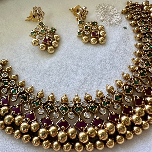 Matte Kemp Nayanthara Row neckset