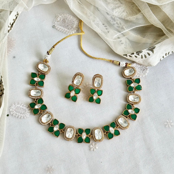 Antique Clover kundan necklace - Green