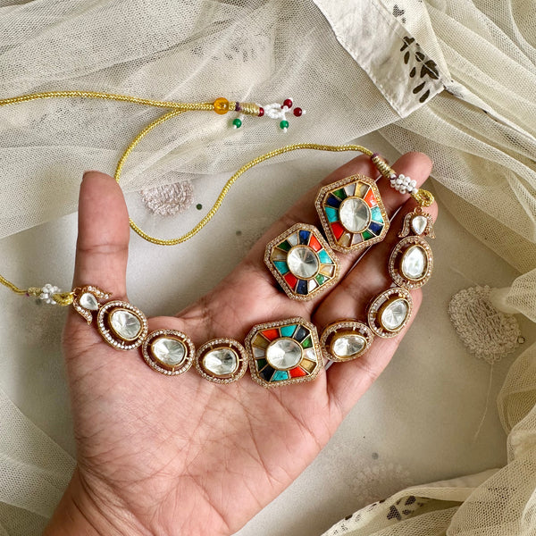 Antique Rectangle grid dollops choker/short set