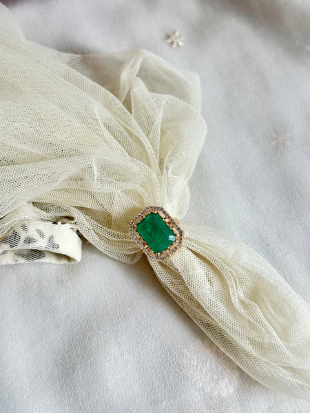 Green Emerald Regal finger ring (size adjustable)