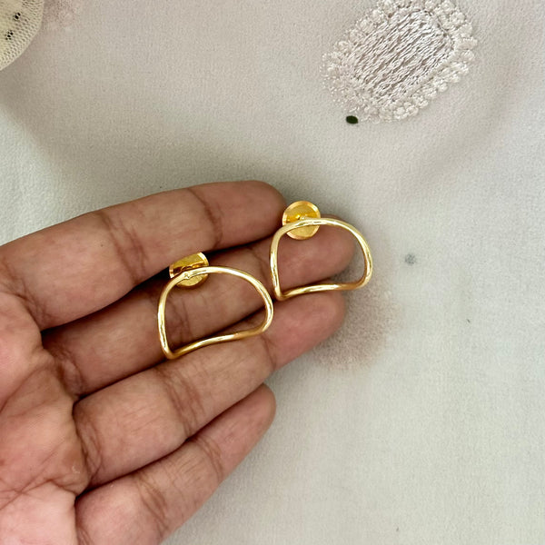 3D Hyperbole stud earrings