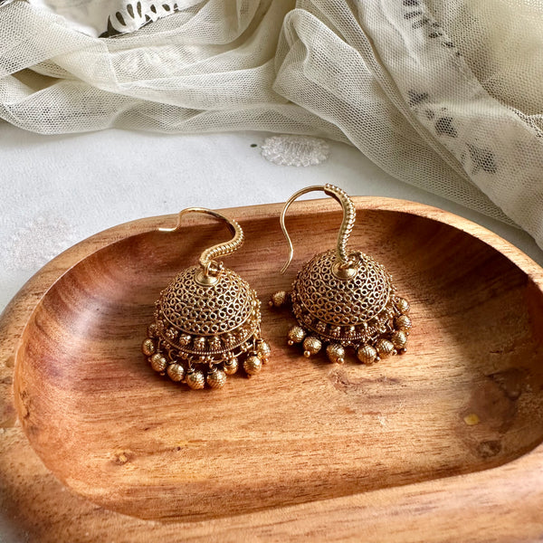 Matte twist hook jumkhas