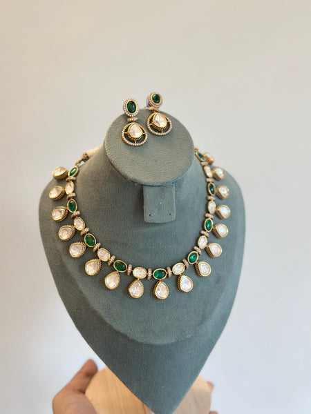 Polki Tear drops Antique set - Green White