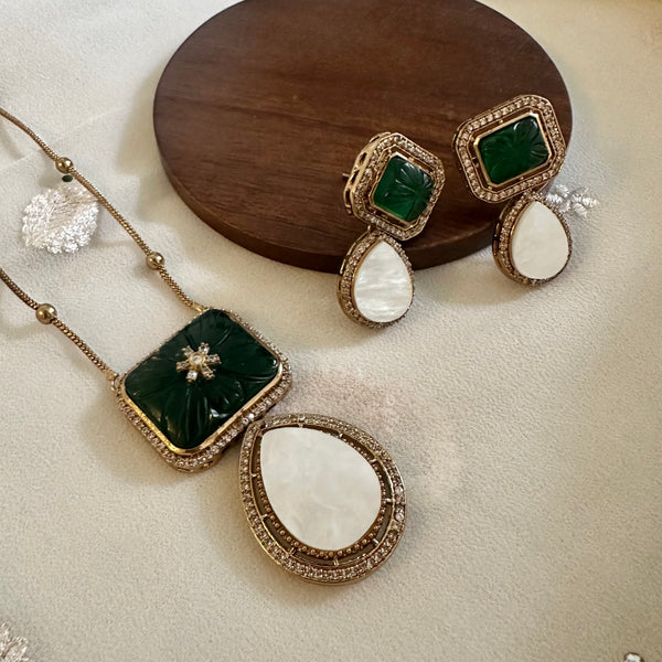 Rectangle carved stone tear drop pendant set - Green