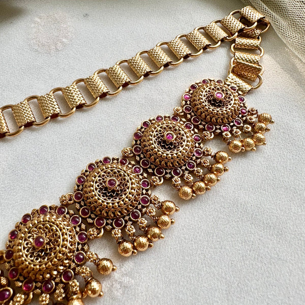 Matte Chakras string hipchain - Full Ruby