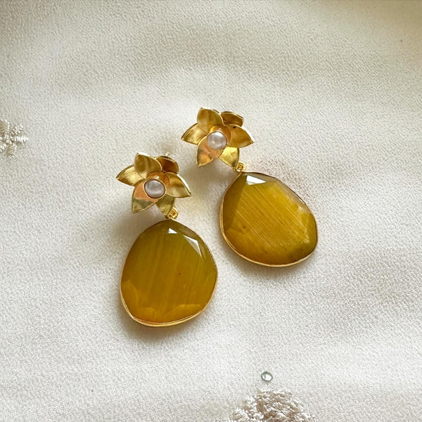 Colour stone flower tops earrings
