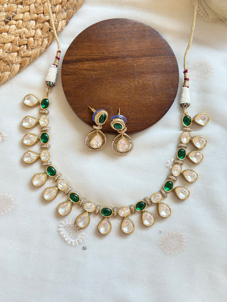 Polki Tear drops Antique set - Green White