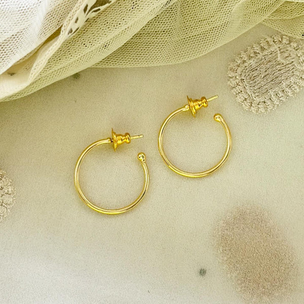 Single hoop style ear studs