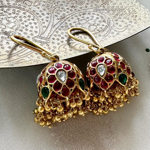 Matte Kemp hook style jumkhas - Gold beads