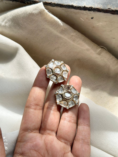 Polki Round dotted gaps studs
