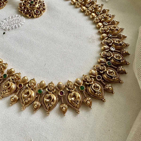 Matte Kemp Peacock in Pointed Paisley long set