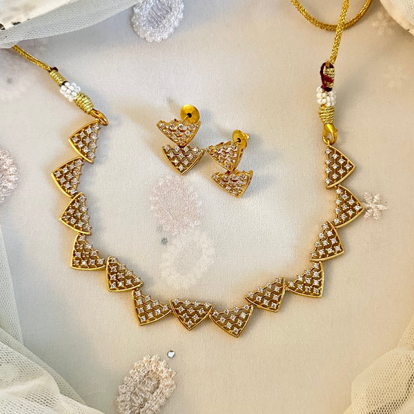 Matte CZ triangle cups neckset