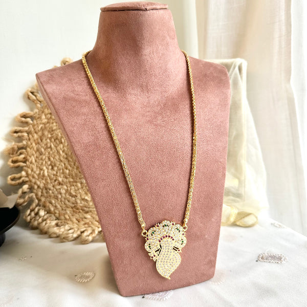 Stone Peacock pendant with heart links chain