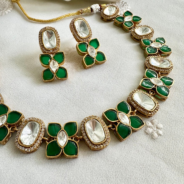 Antique Clover kundan necklace - Green