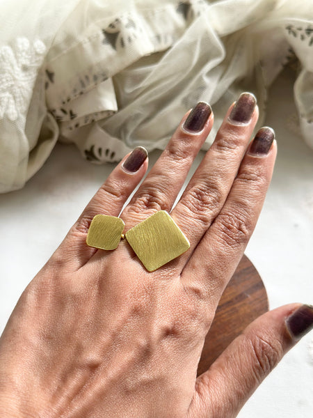 Contemp geometric finger ring (size adjustable)